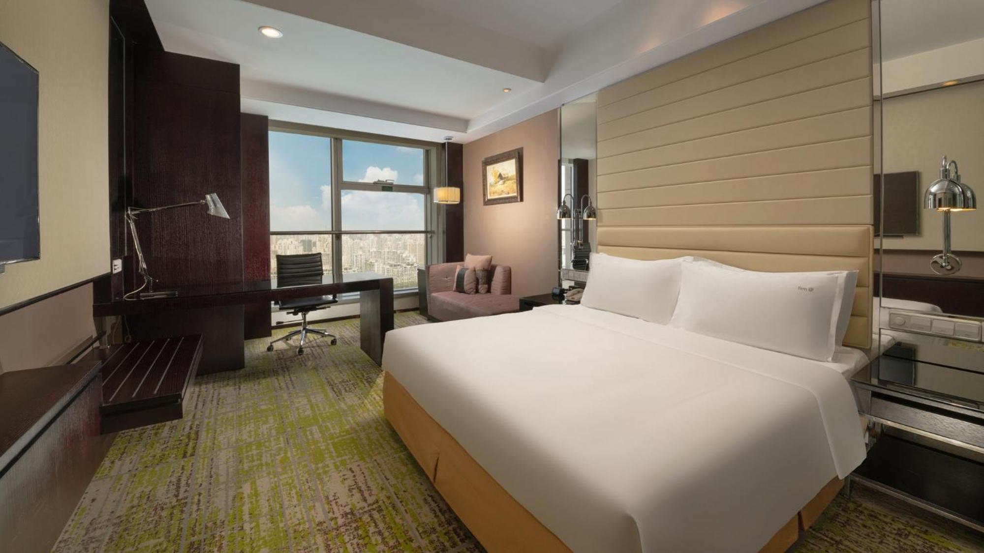 Holiday Inn Beijing Focus Square By Ihg Экстерьер фото